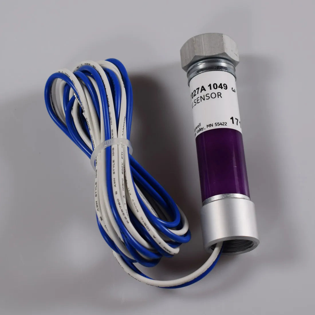 Industrial Burner Flame Detector C7027A1049 C7027A1023 C7035A1064 C7027A1049 UV Flame Sensor Probe Boiler Combustion Spare Parts