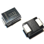 50pcs SS22 SMD Schottky Diode SS32  SR320 Package SMB DO-214AA 2A/20V 3A/20V