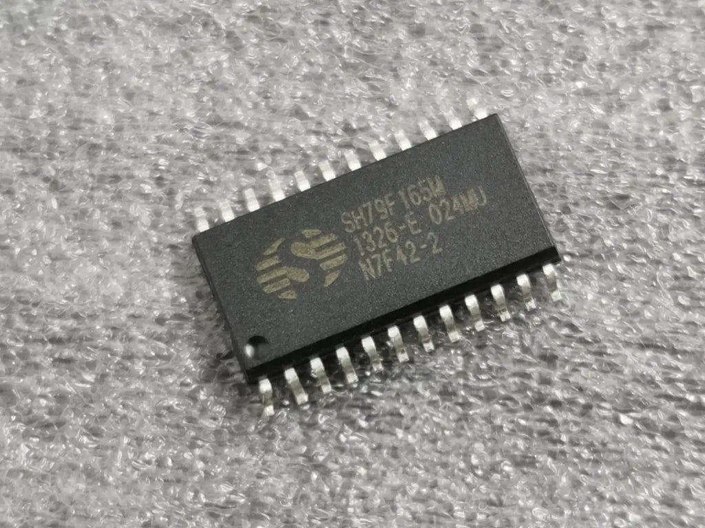 30pcs SH79F165M/SOP24  Signed D2  20 Bit ADC MCU  Enhanced 8051 Microcontroller SINOWEALTH