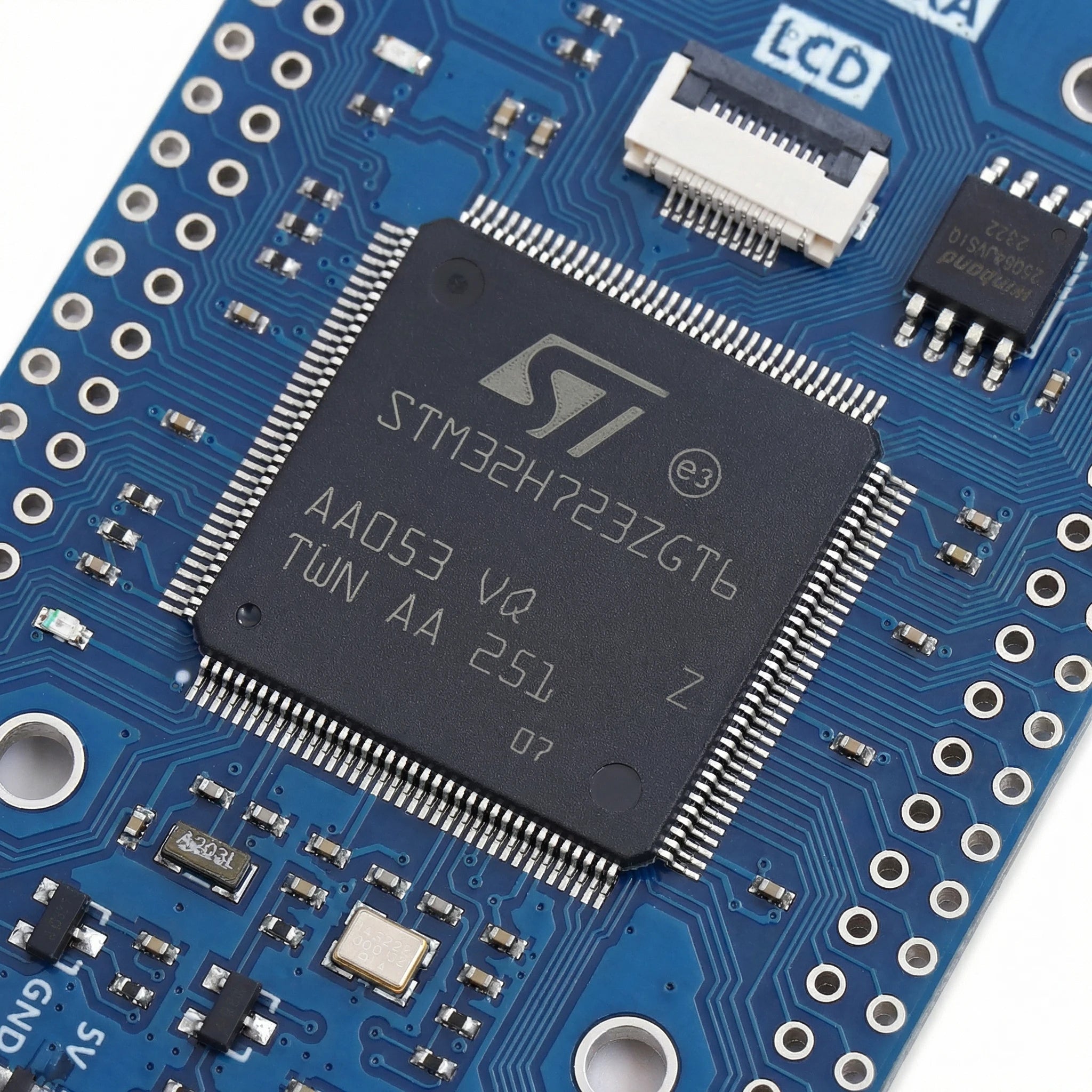 STM32H723ZGT6 STM32 Core Development Board Module STM32H723 System Learning Board 2.0 inch LCD Display Screen
